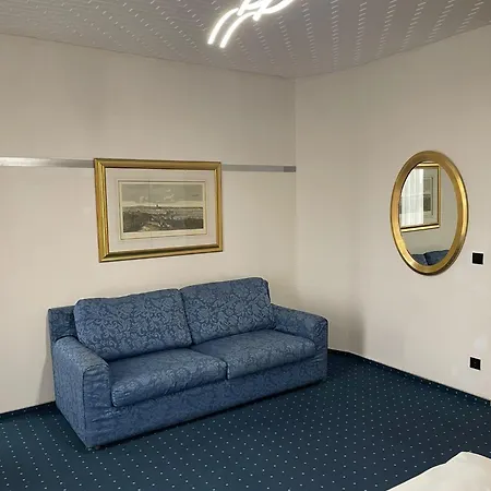 Апарт-отель Eventhaus 3*